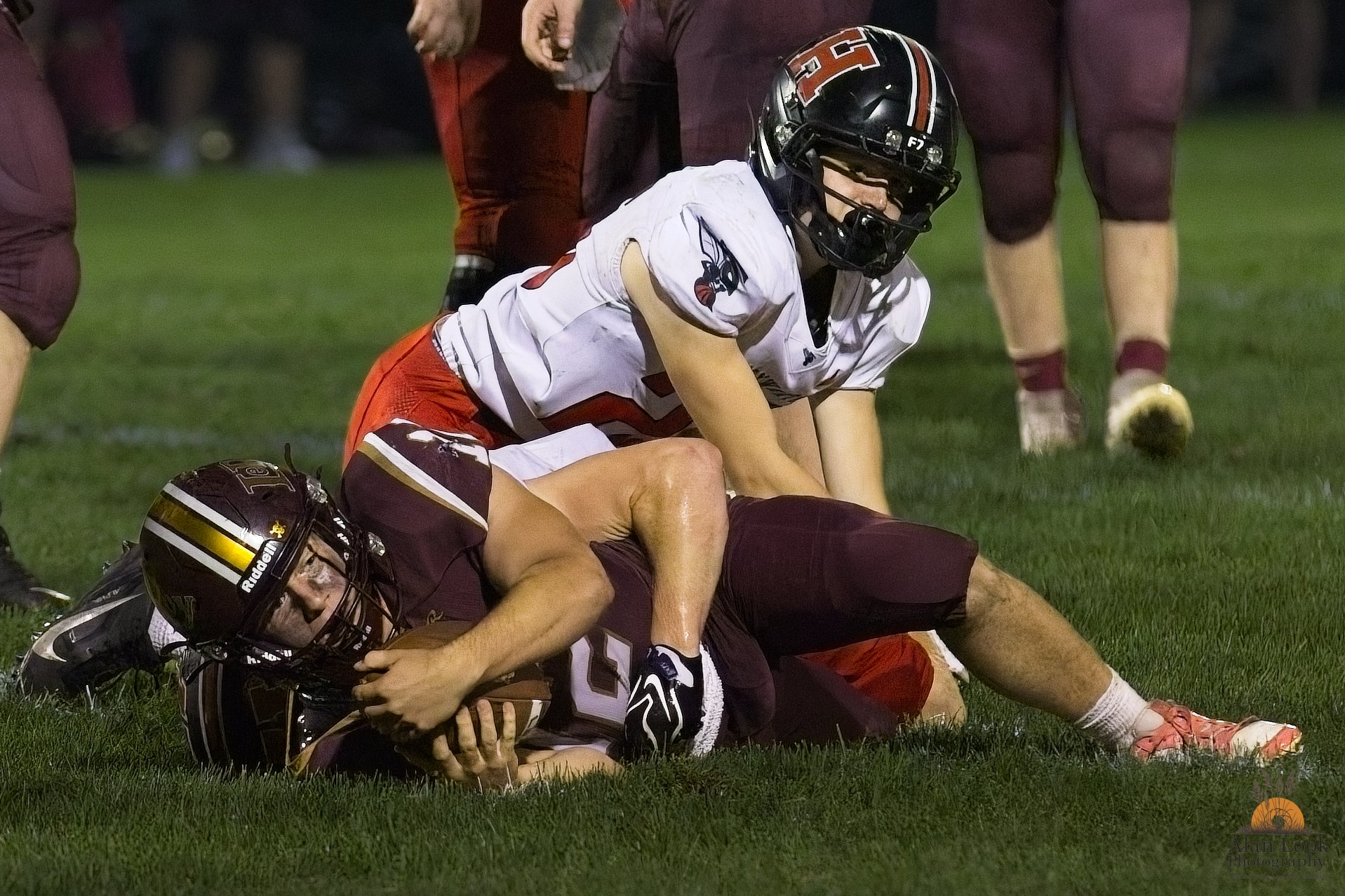 Le Roy High School Panthers action - McLean County Sports Photography by Alan Look